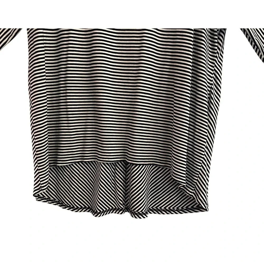 Chico's Striped Top Womens Chico Size 2 Longline 3/4 Sleeve WHITE Black - Picture 4 of 11